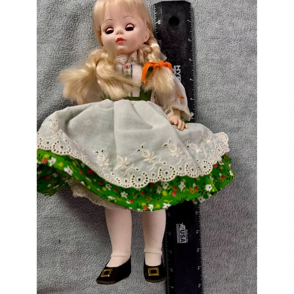Madame Alexander Heidi Doll Vintage Blonde Braids Floral Dirndl Eyelet Apron 12